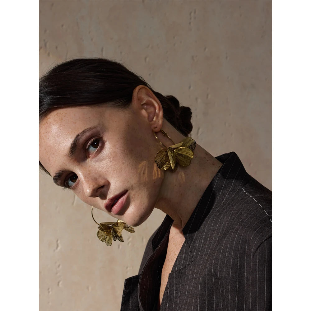 Flora Grande Luxe Hoops