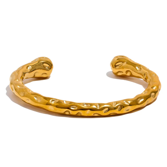 Radiant Resilience: Gold-Plated Hammered Stainless Steel Bracelet